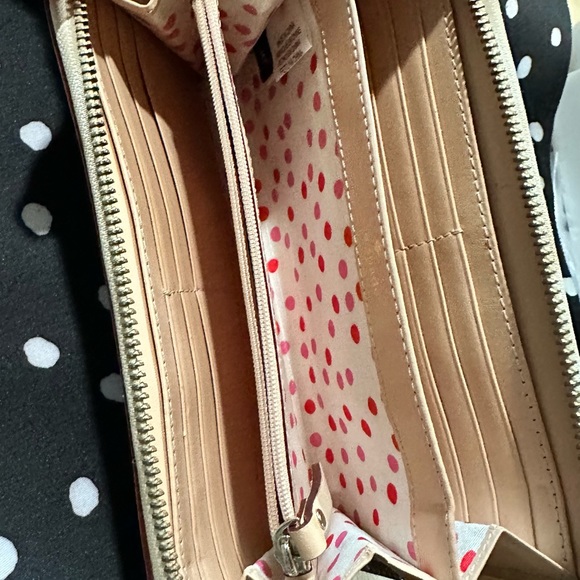 Kate Spade wallet - Picture 3 of 3
